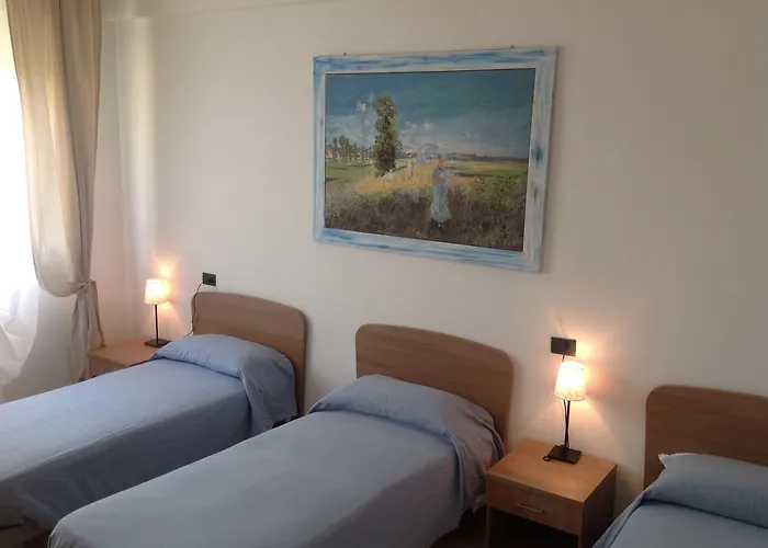 Hotel Ospitalita San Tommaso D'aquino Boloňa