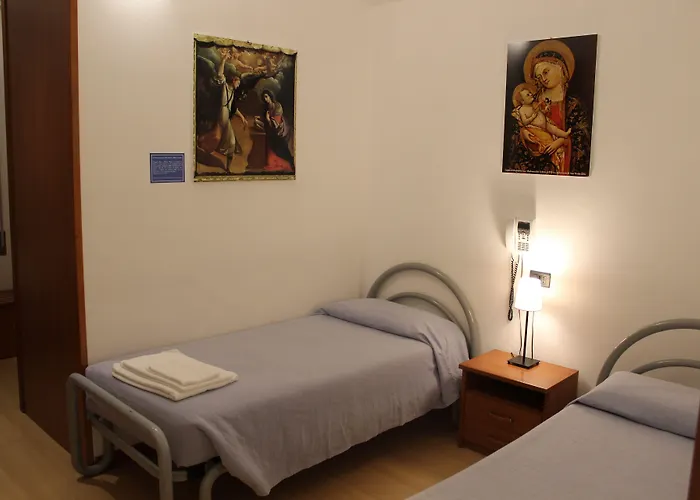 Hotel Ospitalita San Tommaso D'aquino 3*