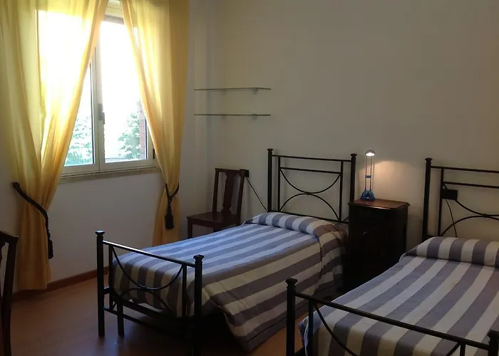 Hotel Ospitalita San Tommaso D'aquino Boloňa