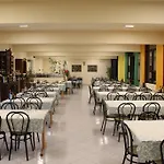 Hotel Ospitalità San Tommaso D'aquino 3*