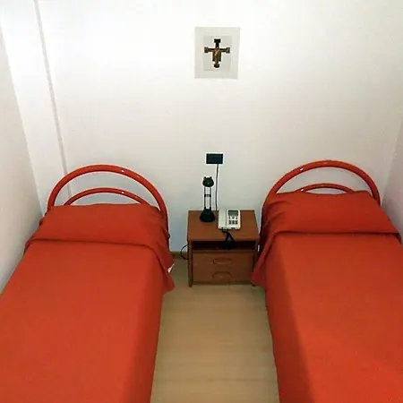 Hotel Ospitalita San Tommaso D'aquino Bologna