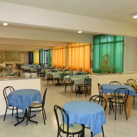 Hotel Ospitalita San Tommaso D'aquino Bolonia