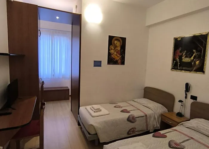 Ospitalita San Tommaso D'aquino 3*