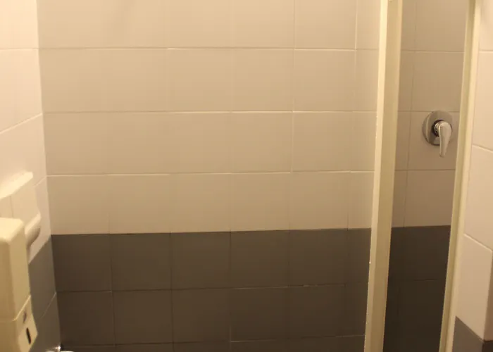 Ospitalita San Tommaso D'aquino Bolonya