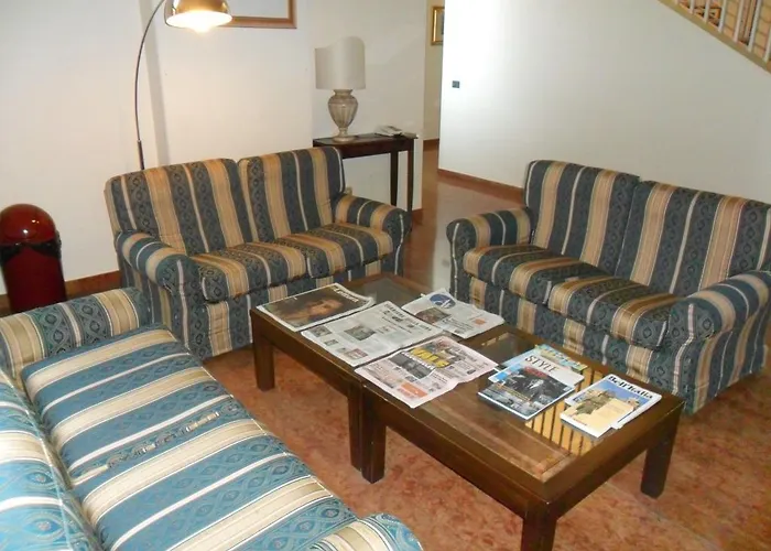 Hotel Ospitalita San Tommaso D'aquino Boloňa