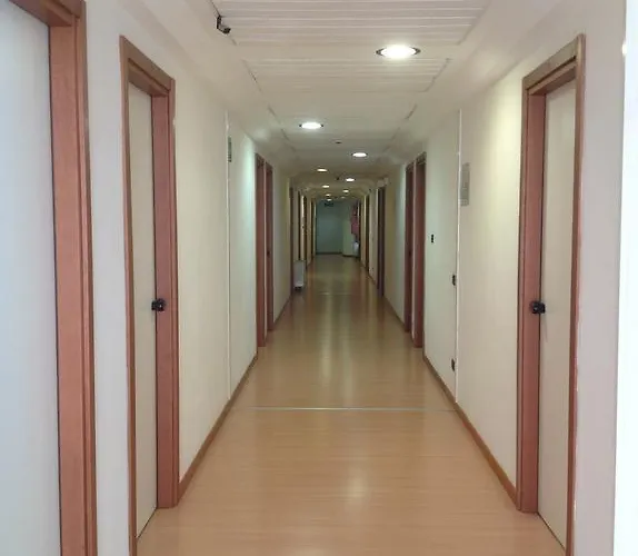 Ospitalita San Tommaso D'aquino Bolonya