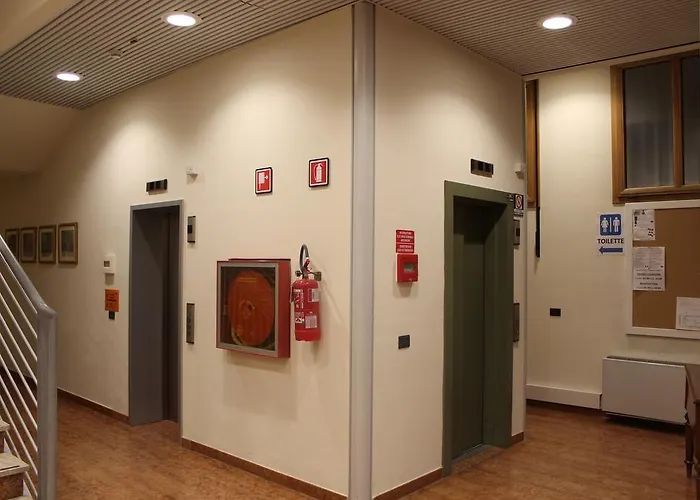 Ospitalita San Tommaso D'aquino Hotel Boloňa