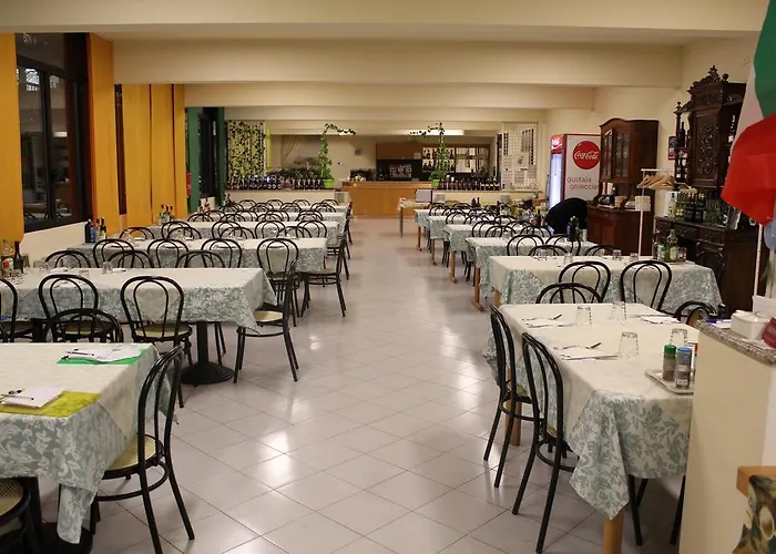 Hotel Ospitalita San Tommaso D'aquino Bologna