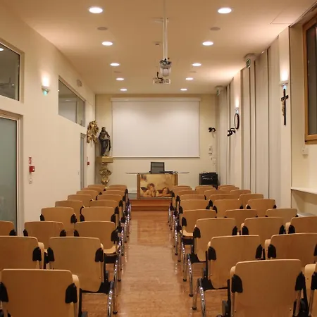 Ospitalita San Tommaso D'aquino 3*