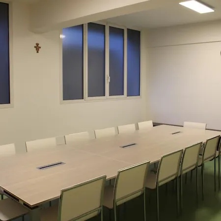 Ospitalita San Tommaso D'aquino 3* Bologna