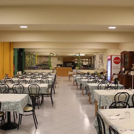 ホテル オスピタリータ サントンマッソ ダックィーノ 3*