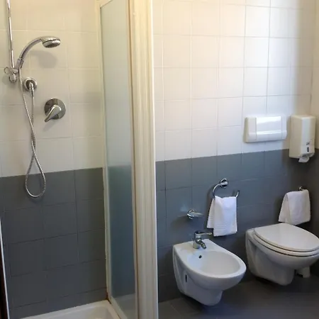 オスピタリータ サントンマッソ ダックィーノ ホテル 3*