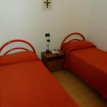 فندق Ospitalita San Tommaso D'aquino 3*