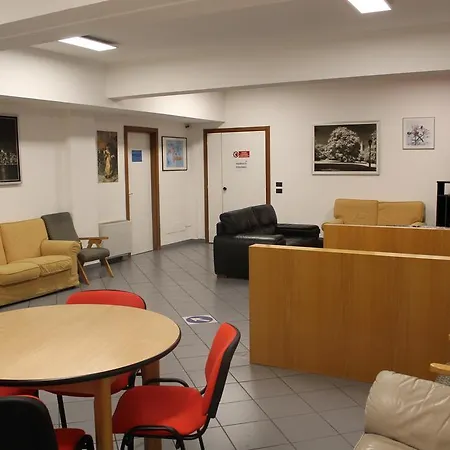 オスピタリータ サントンマッソ ダックィーノ ボローニャ