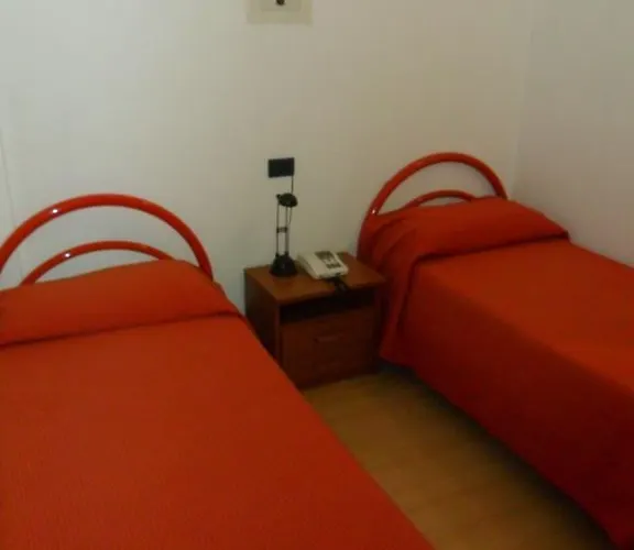 فندق Ospitalita San Tommaso D'aquino 3*